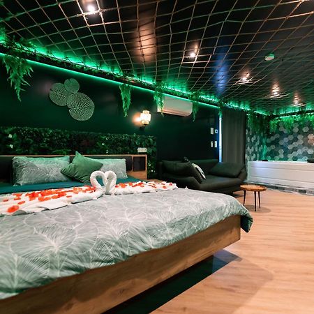 L'Oasis Tropicale, Jacuzzi, Love Room Roppenheim Extérieur photo