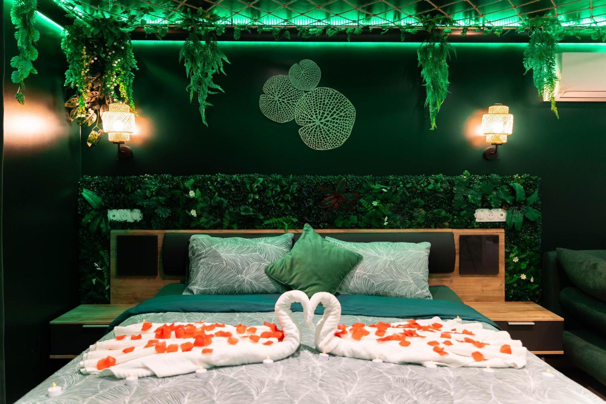 L'Oasis Tropicale, Jacuzzi, Love Room Roppenheim Extérieur photo